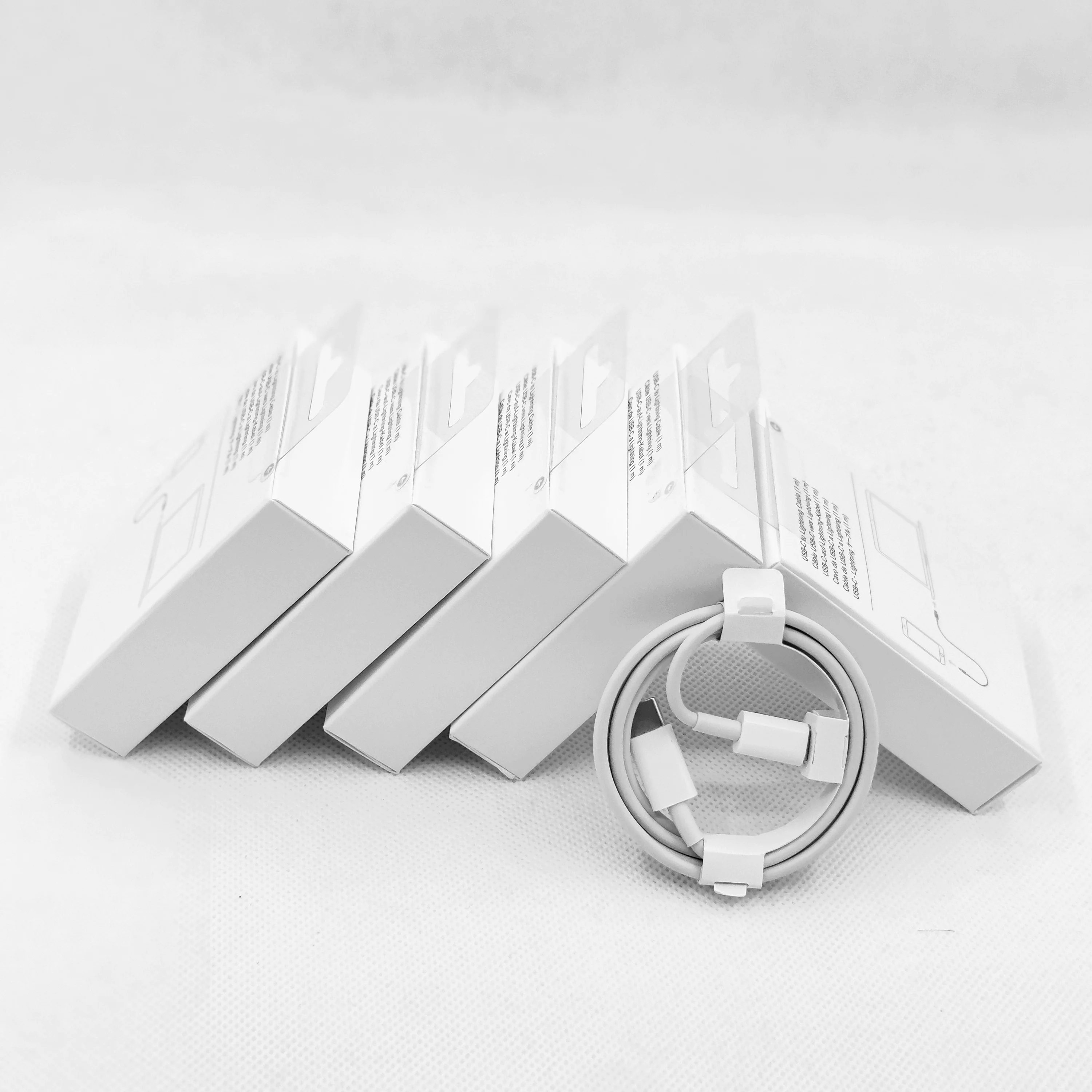 Box Packed Hot Selling TPE USB C To Light-ning Cable PD20W Fast Charging PD Charger Cable for iPhone, White
Box Packed Hot Selling TPE USB C To Light-ning Cable PD20W Fast Charging PD Charger Cable for iPhone, White