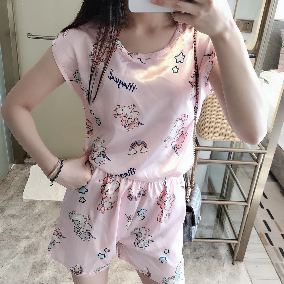 Silk Satin Pajamas Women Suit Unicorn Printed Short Sleeve Top And Shorts Nightwear Pajama Set Sleepwear
Silk Satin Pajamas Women Suit Unicorn Printed Short Sleeve Top And Shorts Nightwear Pajama Set Sleepwear