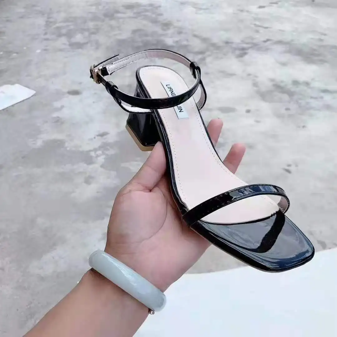 2021 new fashion Formal heel sandals Lightweight shoe stock cheap daily wear for women, Multiple colour
2021 new fashion Formal heel sandals Lightweight shoe stock cheap daily wear for women, Multiple colour