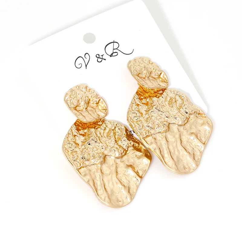 V&R Gold Plated Geometric Wave Hammered Textured Metal Plate Drop Earring for Women, Picture
V&R Gold Plated Geometric Wave Hammered Textured Metal Plate Drop Earring for Women, Picture