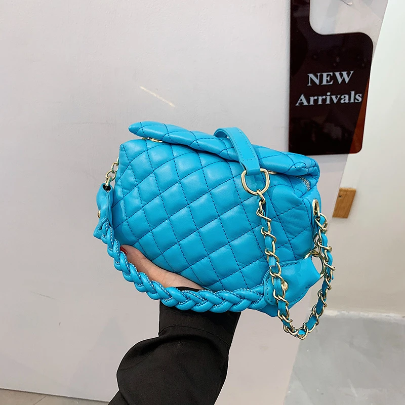 New Arrival Autumn Woven Quilted Box Handbag Luxury Leather Women Fall 2021 Female Handbags For Ladies
New Arrival Autumn Woven Quilted Box Handbag Luxury Leather Women Fall 2021 Female Handbags For Ladies
