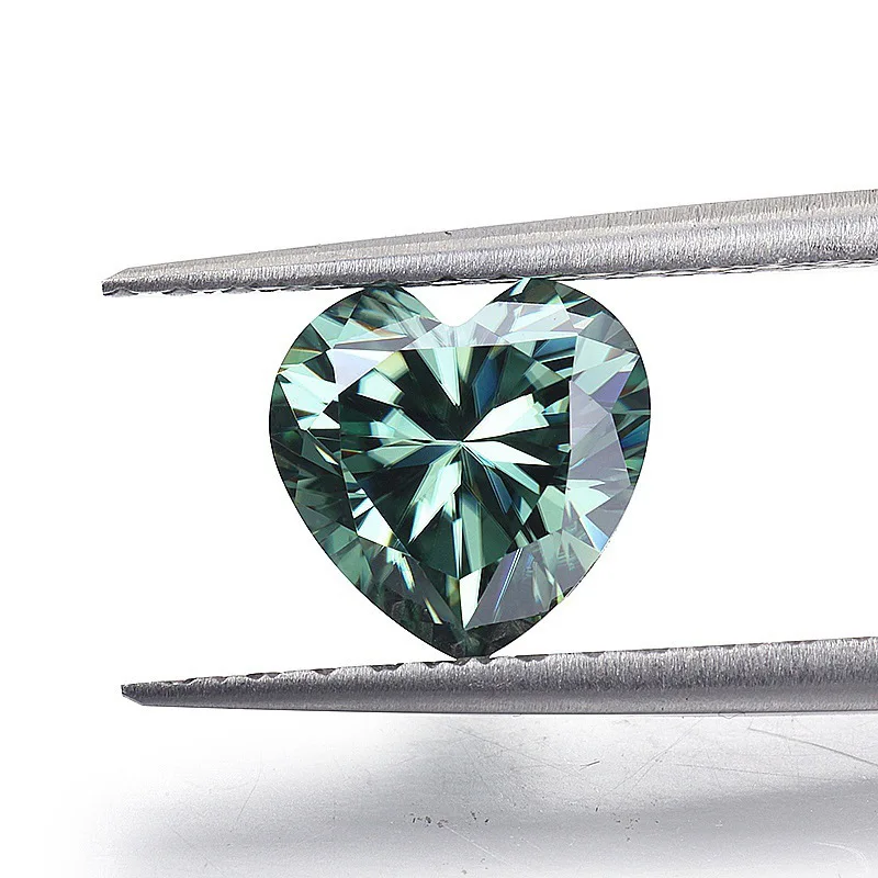 Green Mosang stone manufacturers of high quality heart moissanite bare stone, D color
Green Mosang stone manufacturers of high quality heart moissanite bare stone, D color