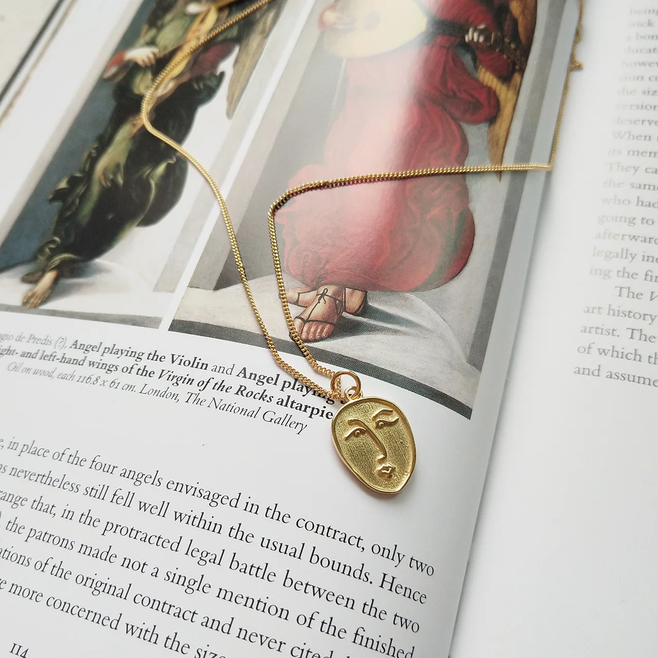 Unique Design Abstract Face 925 Sterling Silver Necklace Jewelry Women Light Luxury 18K Gold Plated Necklaces
Unique Design Abstract Face 925 Sterling Silver Necklace Jewelry Women Light Luxury 18K Gold Plated Necklaces