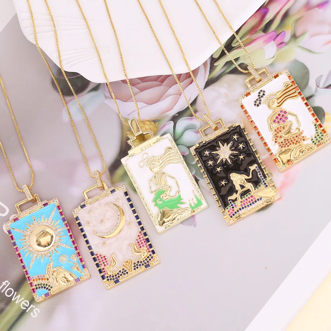 Wholesale High Quality Jewelry Fashion Square 18k Gold Plated Zircon Tarot Pendant Choker Necklace, As pictures
Wholesale High Quality Jewelry Fashion Square 18k Gold Plated Zircon Tarot Pendant Choker Necklace, As pictures