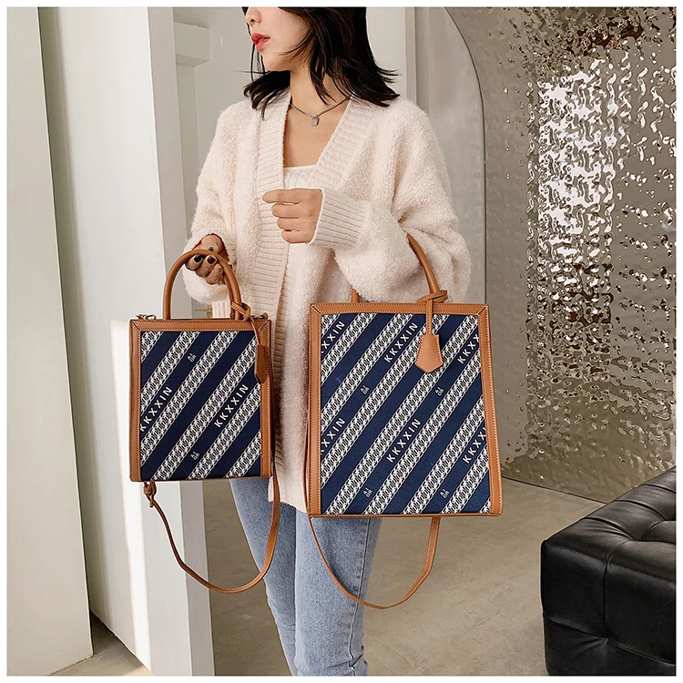 K-8372 Elegant Ladies Wide Tote Leather brand fashion Straps Luxury Handbags Women Bag, Customizable
K-8372 Elegant Ladies Wide Tote Leather brand fashion Straps Luxury Handbags Women Bag, Customizable