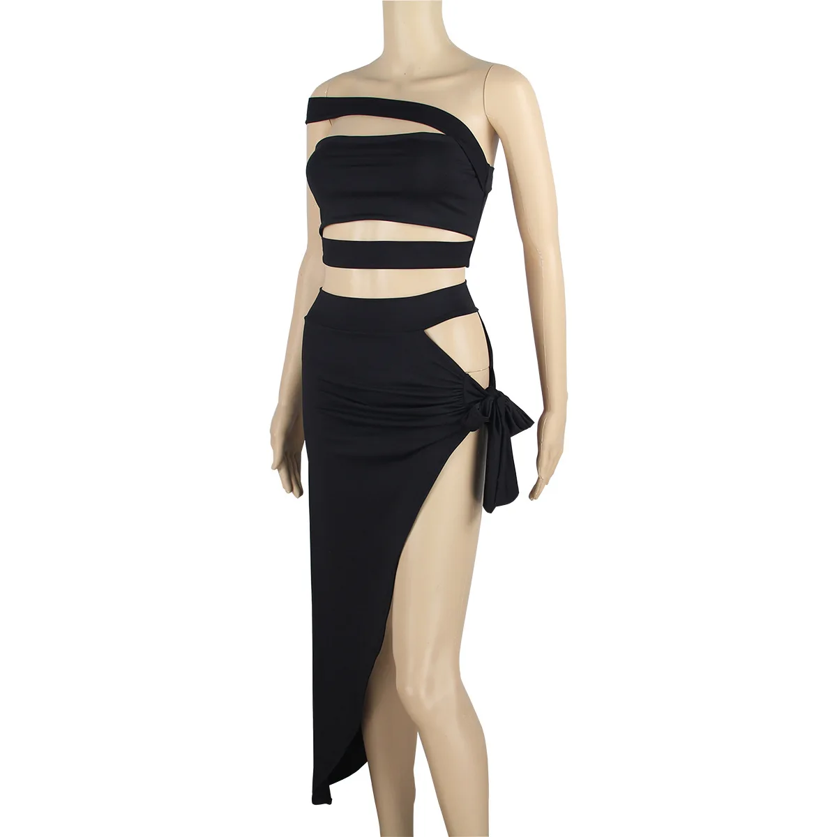 European and American Fashion Bandages Two Sets of Dresses Black Gray Sexy Open Fork Night Dress
European and American Fashion Bandages Two Sets of Dresses Black Gray Sexy Open Fork Night Dress