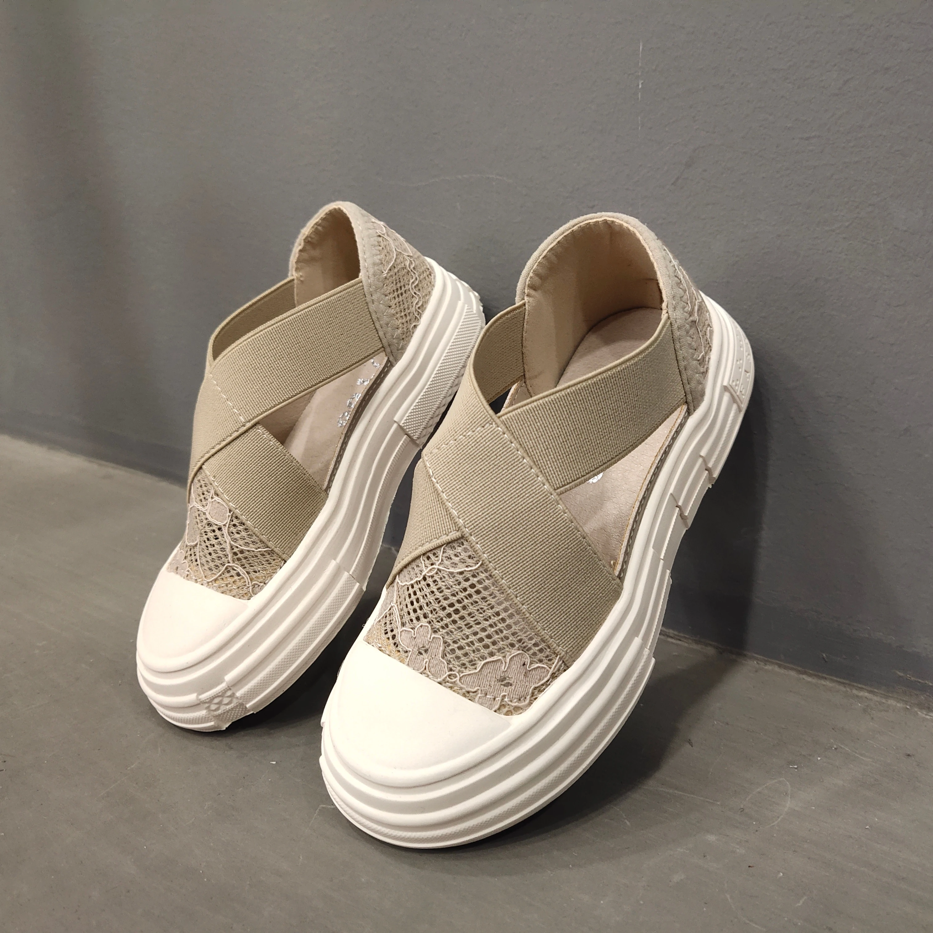 New summer baby beach shoes breathable soft soled sandal
New summer baby beach shoes breathable soft soled sandal