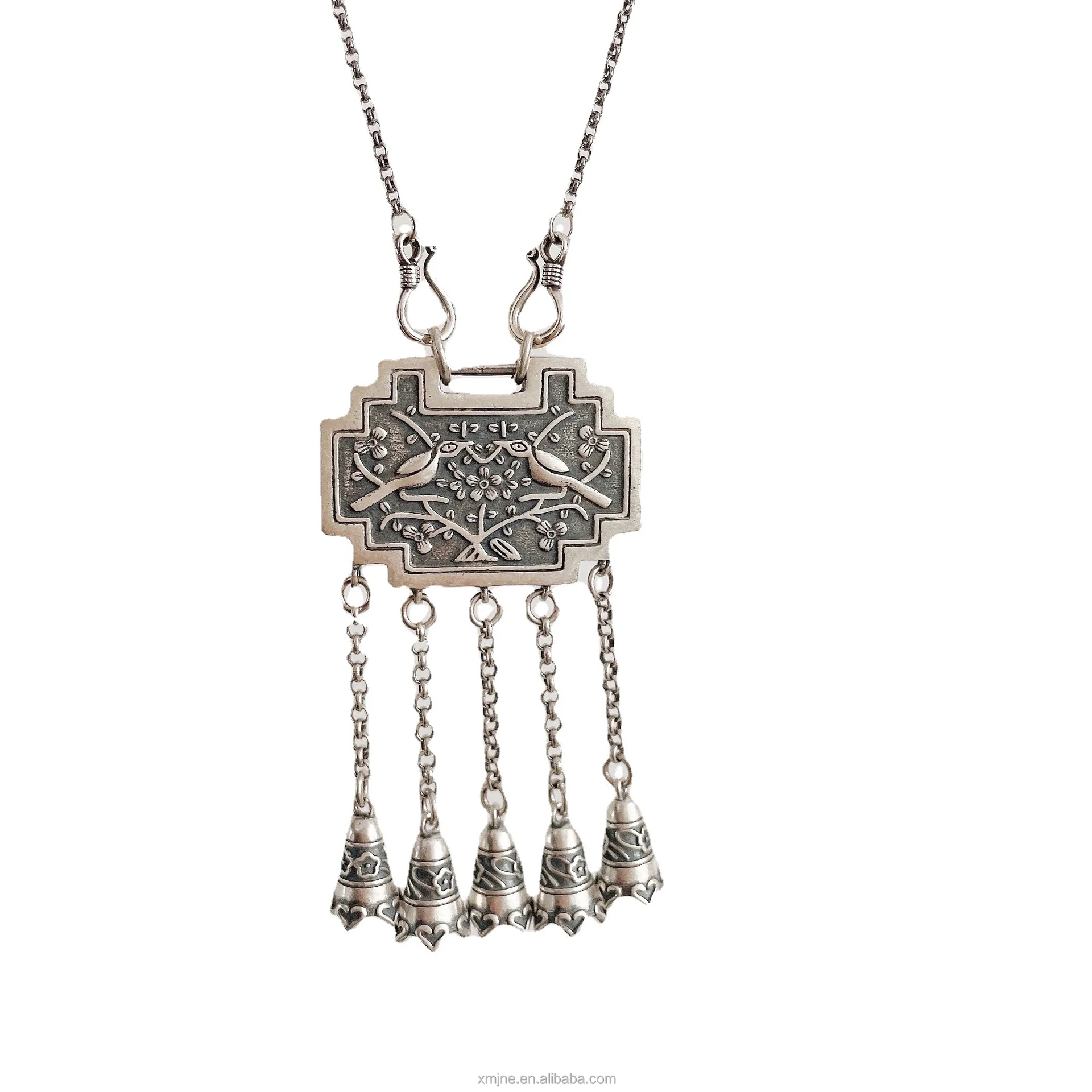 Certified 990 Vintage Tassel Lock Bag Sterling Silver Pendant For Ethnic Minorities Long Sweater Chain Pendant
Certified 990 Vintage Tassel Lock Bag Sterling Silver Pendant For Ethnic Minorities Long Sweater Chain Pendant