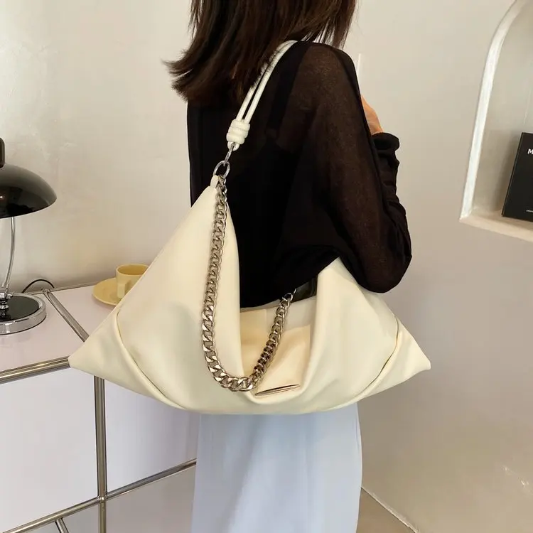 2021 Hot Selling New Retro Fashion Soft Skin Dumplings Shoulder Large Capacity Messenger Bag Casual Tote Handbag Bags For Women, 4 colors
2021 Hot Selling New Retro Fashion Soft Skin Dumplings Shoulder Large Capacity Messenger Bag Casual Tote Handbag Bags For Women, 4 colors