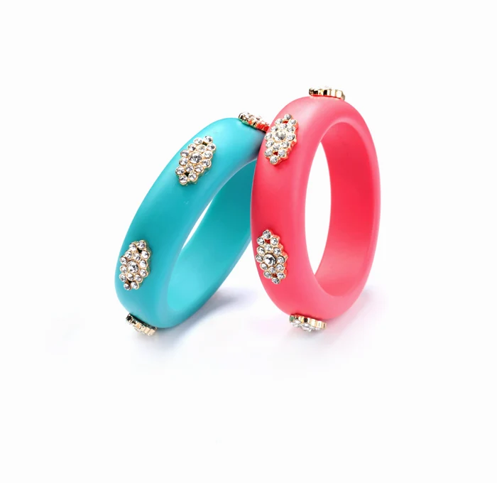 sl00257 Kiss Me Designer Fashion Jewelry Women Pink Blue Crystal Flower African Charms For Bangles Bracelets Vendors
sl00257 Kiss Me Designer Fashion Jewelry Women Pink Blue Crystal Flower African Charms For Bangles Bracelets Vendors