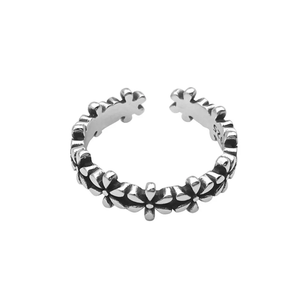 R278 wholesale silver rings s925 sterling silver fashion adjustable little daisy ring
R278 wholesale silver rings s925 sterling silver fashion adjustable little daisy ring