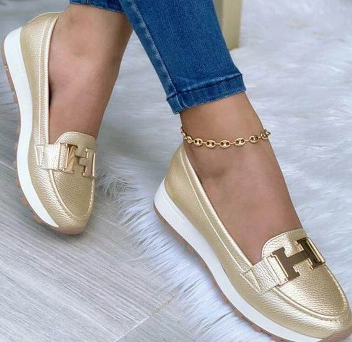 Ready stock hot sale shoes platform leather shoes 43 large size h letter loafers
Ready stock hot sale shoes platform leather shoes 43 large size h letter loafers