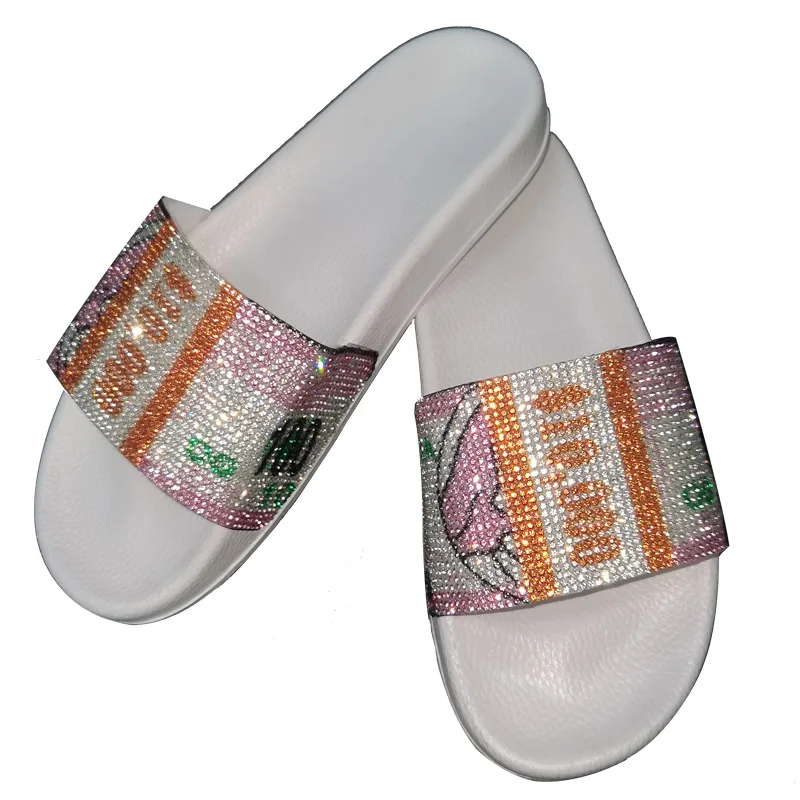 New Diamond Beach Dollar Slipper Rhinestones Luxury Slides Jelly Bling Women Home Flat Slippers
New Diamond Beach Dollar Slipper Rhinestones Luxury Slides Jelly Bling Women Home Flat Slippers