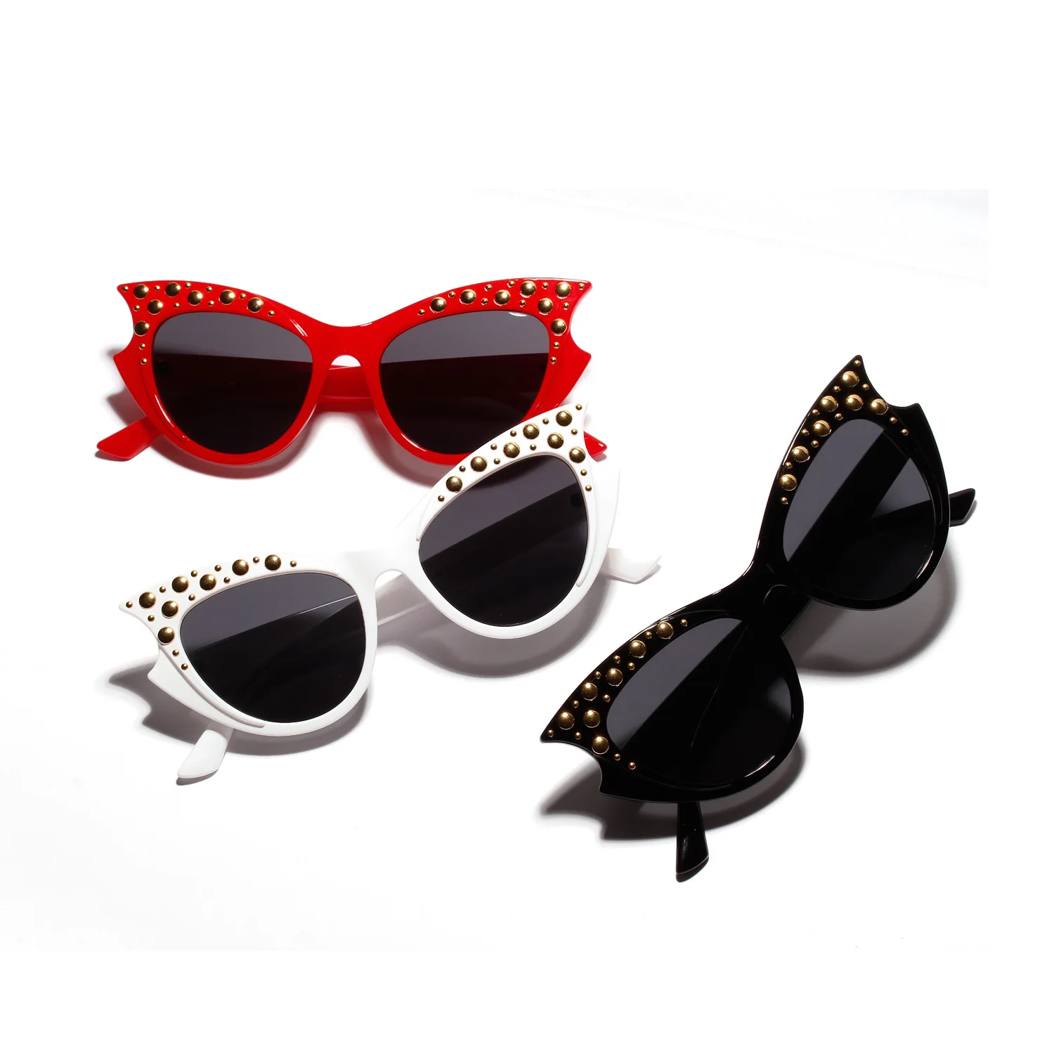 Cross-border Trimmed Sunglasses Women 2020 Cat Eye Star Diamond Glasses European and American Color Gradient Sunglasses
Cross-border Trimmed Sunglasses Women 2020 Cat Eye Star Diamond Glasses European and American Color Gradient Sunglasses