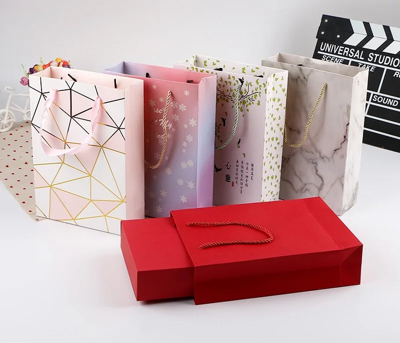 wholesale stock luxury custom gift paper shopping bags with