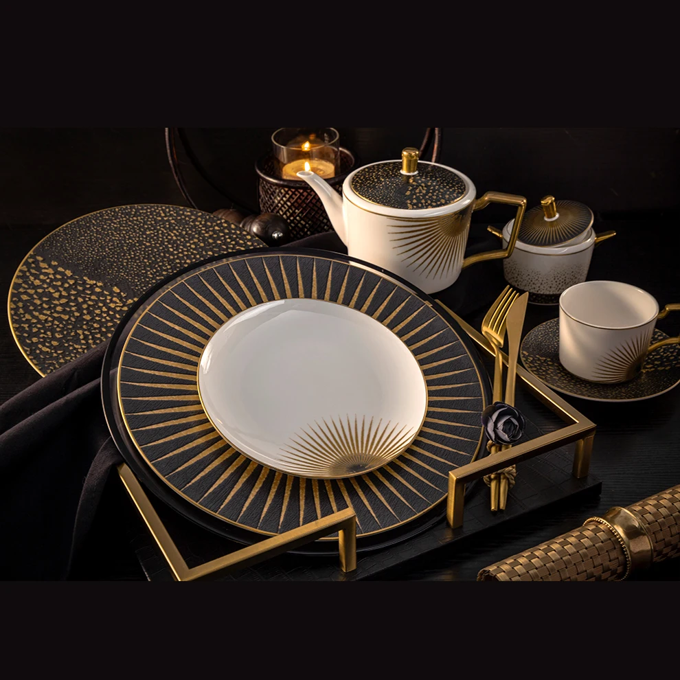 Custom Unique Gold Design New Bone China Royal Porcelain Dinnerware Set, Black with white, can change color
Custom Unique Gold Design New Bone China Royal Porcelain Dinnerware Set, Black with white, can change color