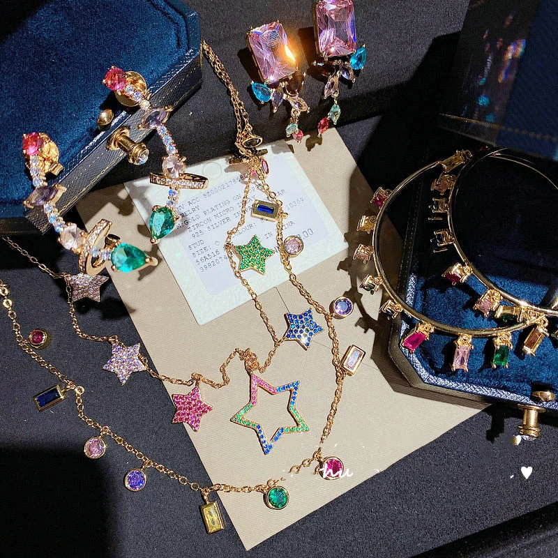 Vintage Color Treasure Tassel Necklace 18K Gold Plated Rainbow Zircon Star Necklace Full Rhinestone Five-pointed Star Necklace, Like picture
Vintage Color Treasure Tassel Necklace 18K Gold Plated Rainbow Zircon Star Necklace Full Rhinestone Five-pointed Star Necklace, Like picture