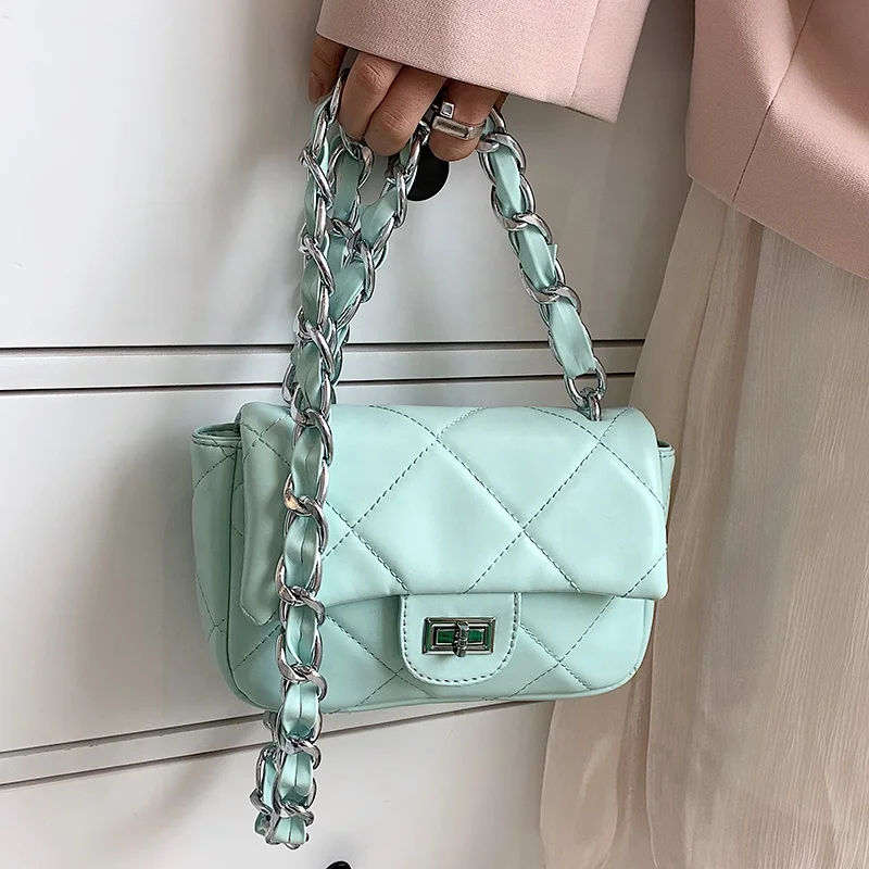 2022 Fashion Summer Drop Shipping Solid PU Leather Handbag Chain Purses Bags Small Jelly Ladies Dressing Knitted Shoulder Bag 
2022 Fashion Summer Drop Shipping Solid PU Leather Handbag Chain Purses Bags Small Jelly Ladies Dressing Knitted Shoulder Bag