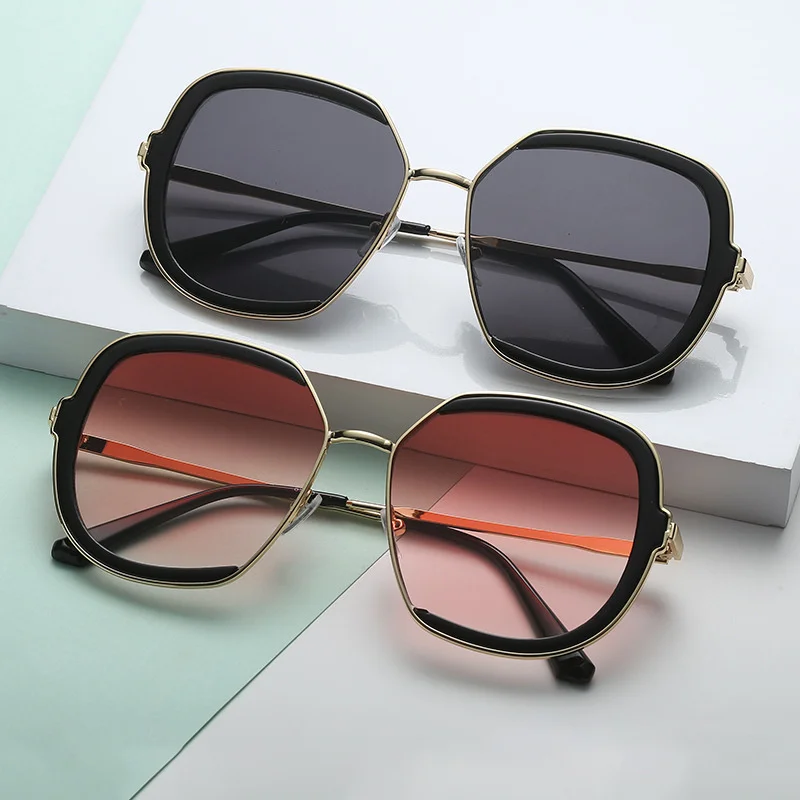 Factory price wholesale Fashion cat-eye ladies big frame glasses women fashion retro polygon sunglasses
Factory price wholesale Fashion cat-eye ladies big frame glasses women fashion retro polygon sunglasses