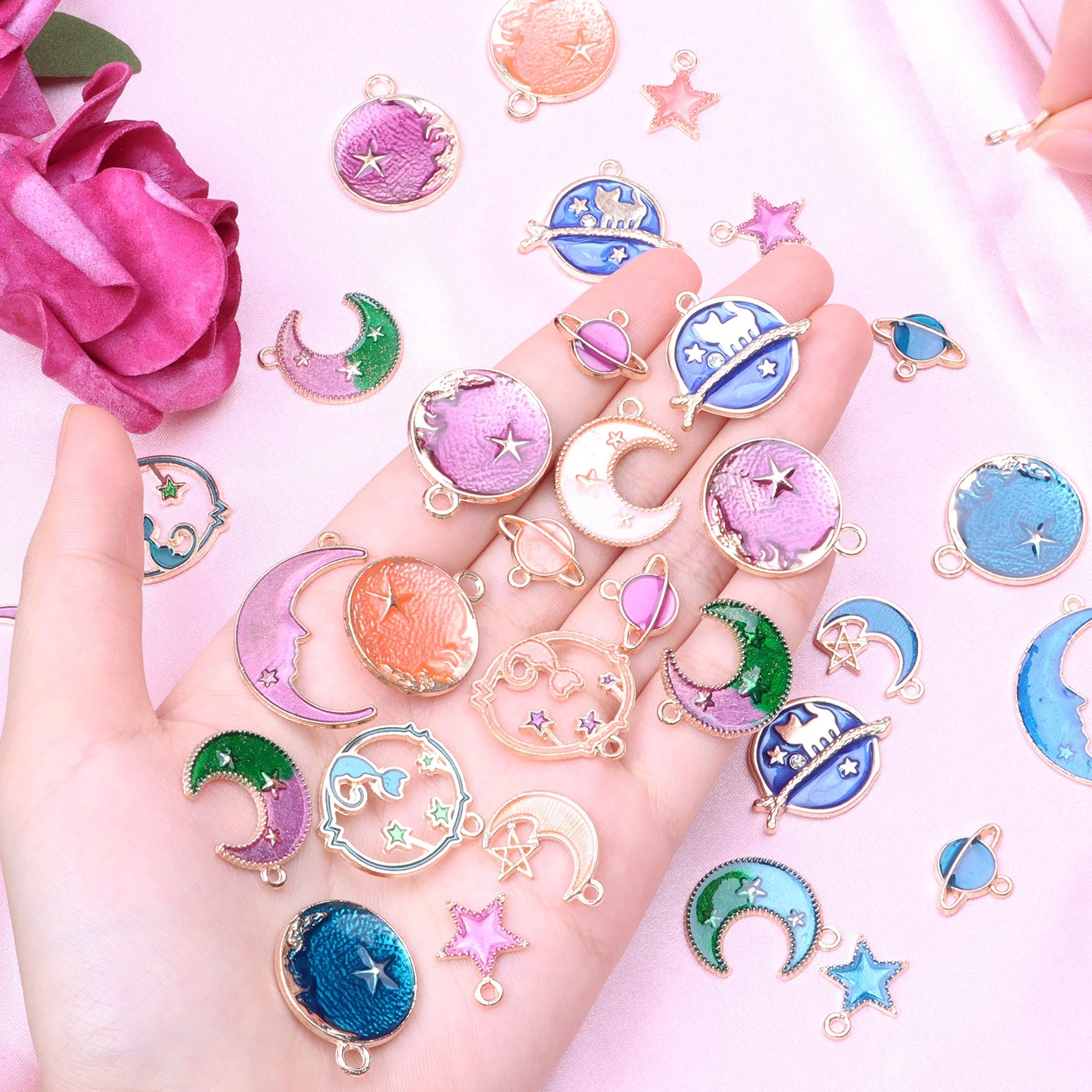 Gold Plated Enamel Cat Moon Star Celestial Jewelry Charms pendant jump ring bracelet jewelry findings jewellery making 925 fin
Gold Plated Enamel Cat Moon Star Celestial Jewelry Charms pendant jump ring bracelet jewelry findings jewellery making 925 fin