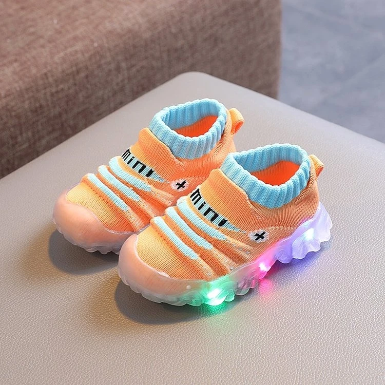 KF13 New Arrival wholesales kids shoes light up casual yeezys luminous sneakers child big kids
KF13 New Arrival wholesales kids shoes light up casual yeezys luminous sneakers child big kids