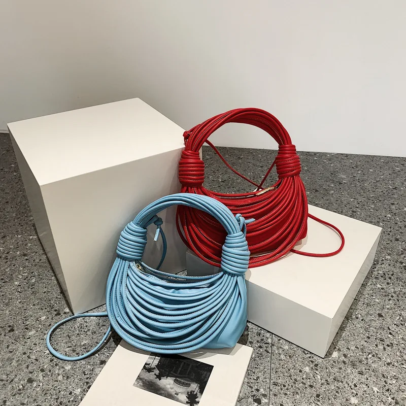 Personality Fashion Designer Solid Color Handbags For Women trendy handbags popular luxury shoulder bags 2022
Personality Fashion Designer Solid Color Handbags For Women trendy handbags popular luxury shoulder bags 2022