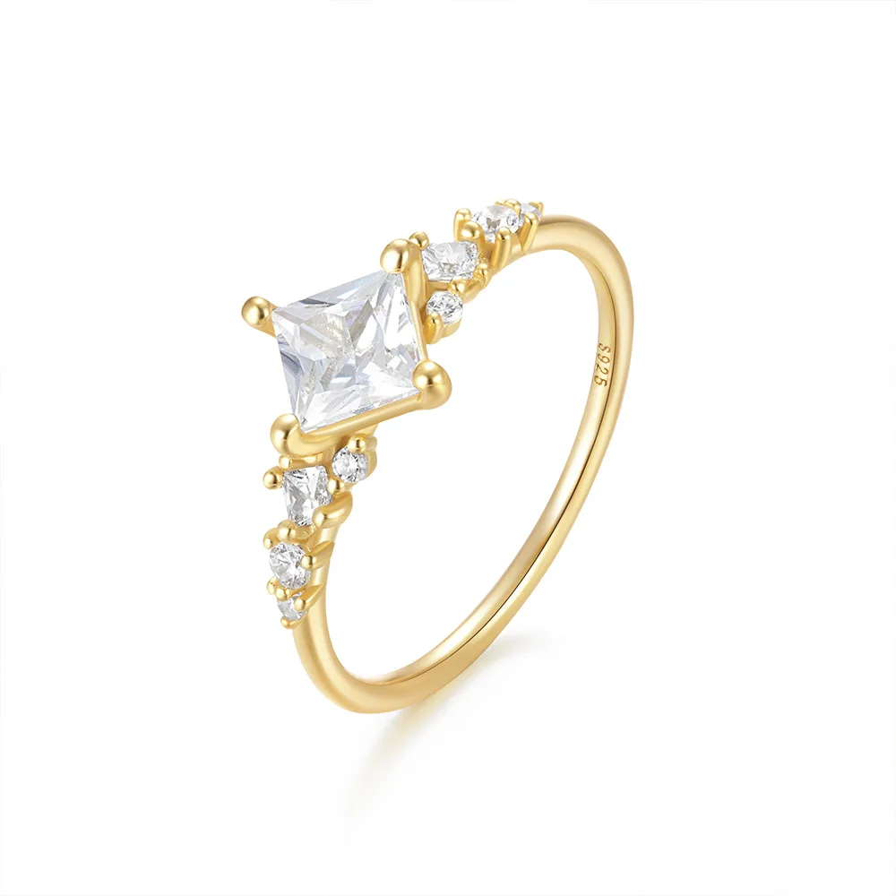 High End 18K Gold Plated Square Dainty Zirconia 925 Sterling Silver Wedding Rings for Women Silver Jewelry
High End 18K Gold Plated Square Dainty Zirconia 925 Sterling Silver Wedding Rings for Women Silver Jewelry