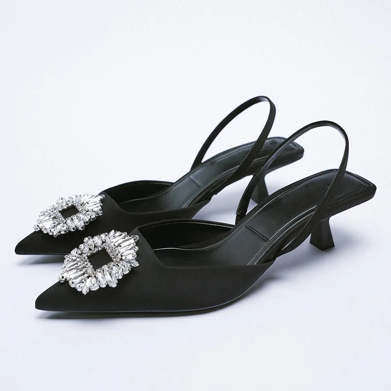 Fashion Trend Black Hot Wholesale Women Pumps Sexy Crystal Rhinestone Low Heels Ladies 4 cm Thin Heels Sandals Wedding Shoes
Fashion Trend Black Hot Wholesale Women Pumps Sexy Crystal Rhinestone Low Heels Ladies 4 cm Thin Heels Sandals Wedding Shoes