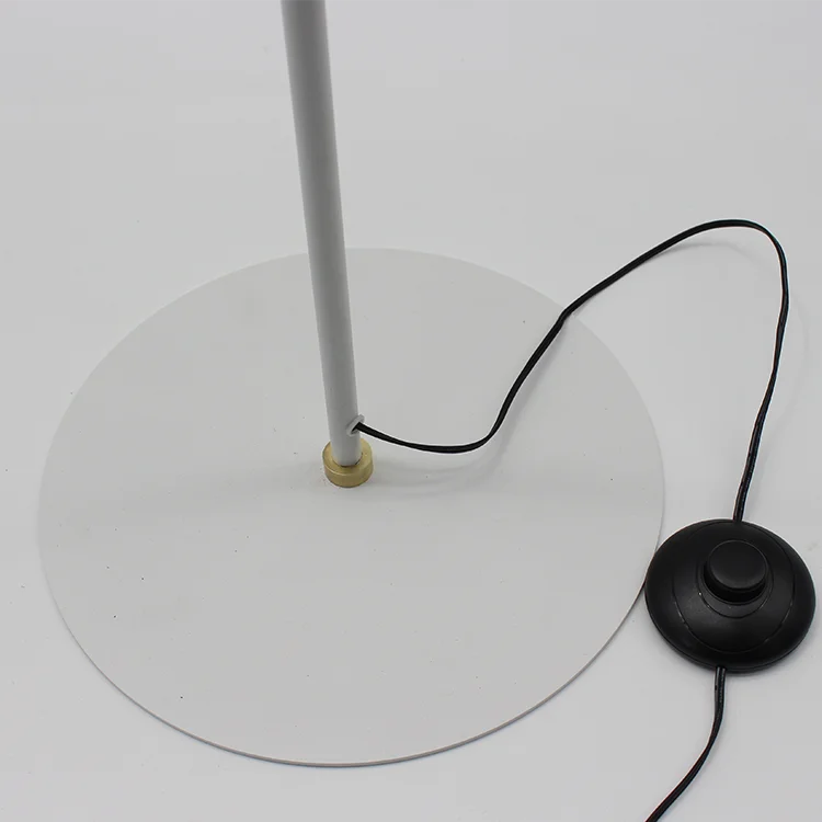 Home Decoration Modern E27 60W Nordic Standing Display Fixture Lighting Metal Floor Led Lamp for Living Room