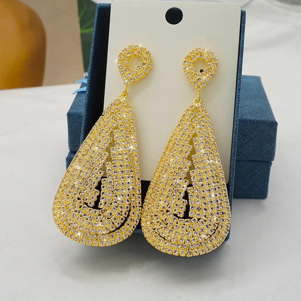2021 fashion stud earring women hoop rhinestone earrings women hoop earrings Z538, As picture
2021 fashion stud earring women hoop rhinestone earrings women hoop earrings Z538, As picture
