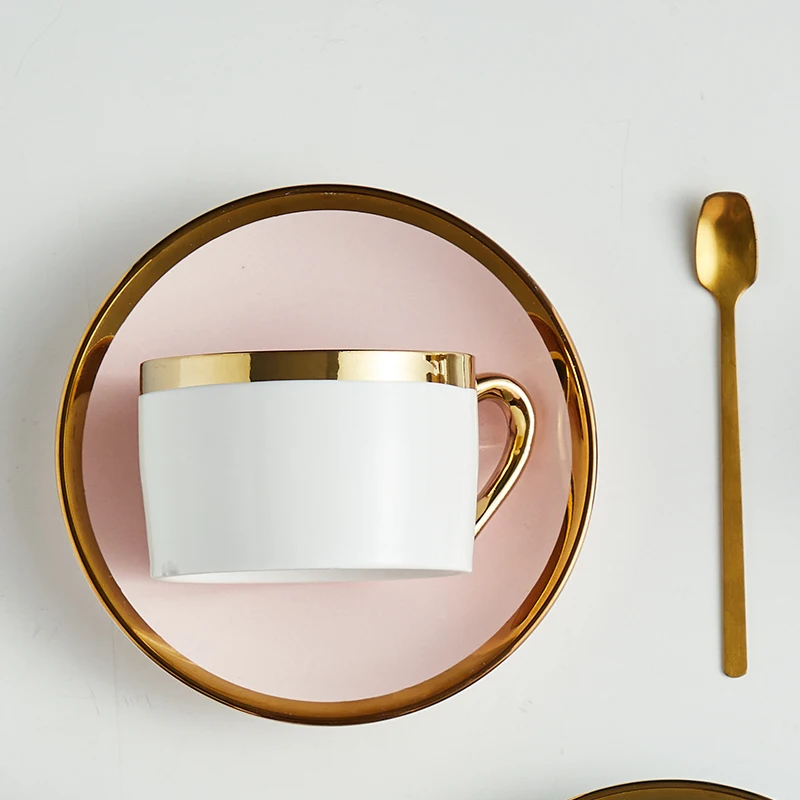 wholesale 18-Piece Porcelain Ceramic Tea Sets Coffee Sets Gift Vintage Pink Ceramic Tea Cup Set
wholesale 18-Piece Porcelain Ceramic Tea Sets Coffee Sets Gift Vintage Pink Ceramic Tea Cup Set