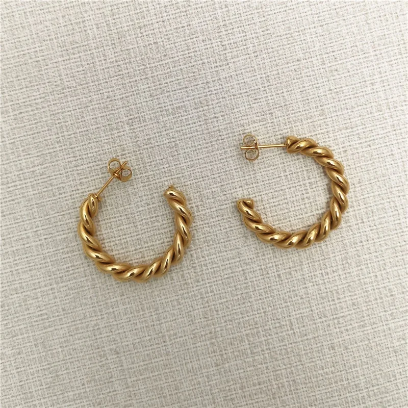 2021 Trendy Earring 18K Gold Plated Earrings Rope Stainless Steel Women Earrings Wholesale
2021 Trendy Earring 18K Gold Plated Earrings Rope Stainless Steel Women Earrings Wholesale