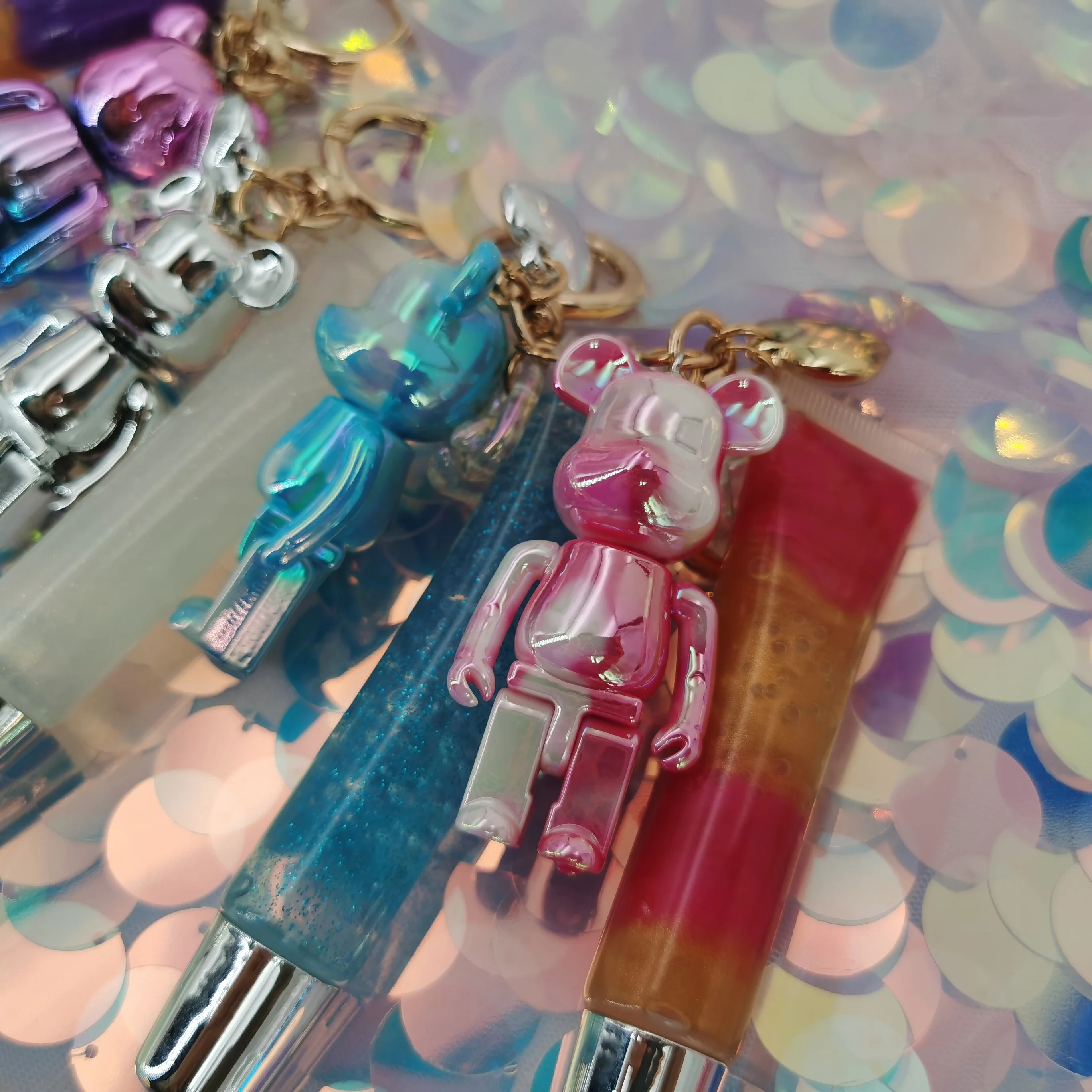 2022 Genuine Popular Design Luxury Tubes Lipgloss Glitter Keychain Diamond Makeup Private Label Vegan Lip Gloss
2022 Genuine Popular Design Luxury Tubes Lipgloss Glitter Keychain Diamond Makeup Private Label Vegan Lip Gloss