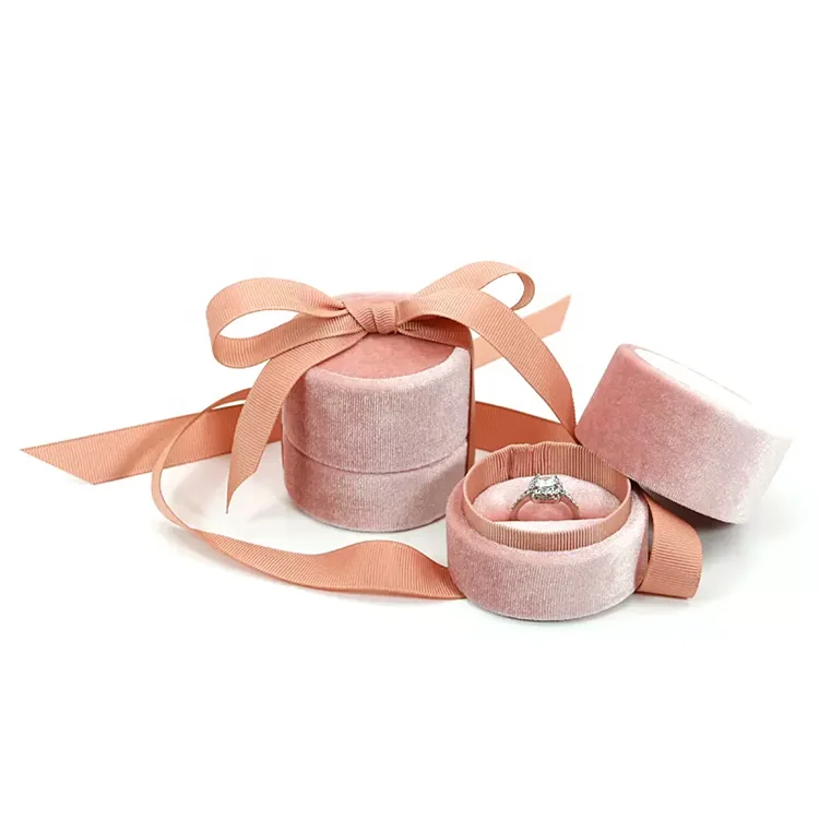 Small Round Velvet Ring Display Box for Jewelry Box Necklace Ring Pendant Box Jewelry With Ribbon, Pink,blue,dark blue,brown, beige,custom
Small Round Velvet Ring Display Box for Jewelry Box Necklace Ring Pendant Box Jewelry With Ribbon, Pink,blue,dark blue,brown, beige,custom