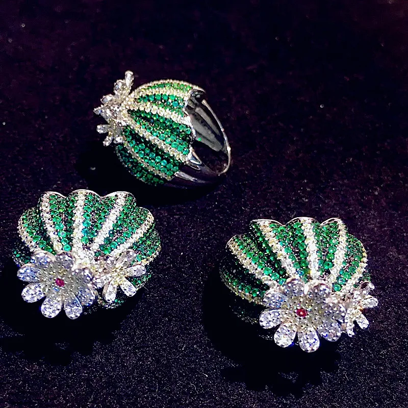 925 Sterling Silver Fine Jewelry Unique Cactus Diamond Cubic Zircon Eternity Ring for Gift
925 Sterling Silver Fine Jewelry Unique Cactus Diamond Cubic Zircon Eternity Ring for Gift