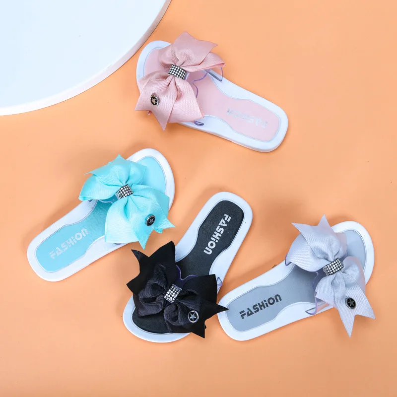 2020 New summer children's slippers with bowknot soft bottom and non-slip slippers wear-resistant outdoor and indoor slipper, Black, pink, green, gray
2020 New summer children's slippers with bowknot soft bottom and non-slip slippers wear-resistant outdoor and indoor slipper, Black, pink, green, gray