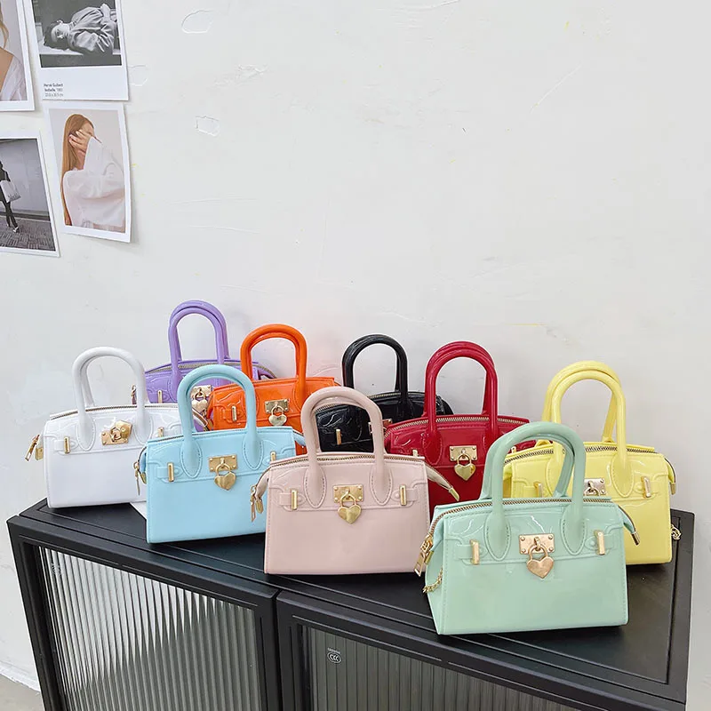 

2021 summer new platinum bag fashion heart-shaped lock jelly bag handbag shoulder diagonal bag fashion women's bag