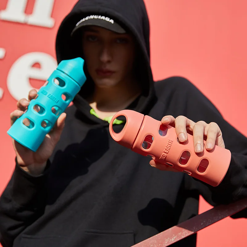 GiNT New Design Custom Logo Custom Color Anti-scald Water Cup Glass Water Bottle with Handled, Customized colors acceptable
GiNT New Design Custom Logo Custom Color Anti-scald Water Cup Glass Water Bottle with Handled, Customized colors acceptable