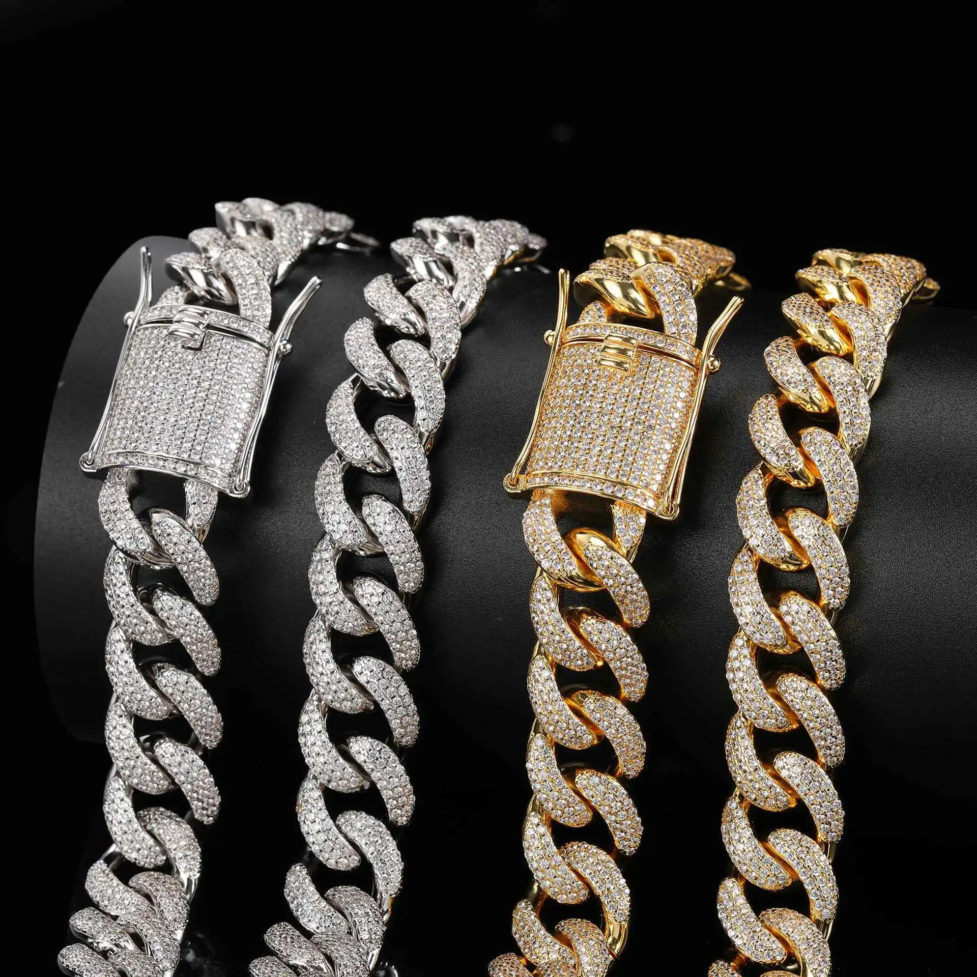 15mm Hip Hop Fashion Diamond Personalized Gold Plated Chain Necklace
15mm Hip Hop Fashion Diamond Personalized Gold Plated Chain Necklace