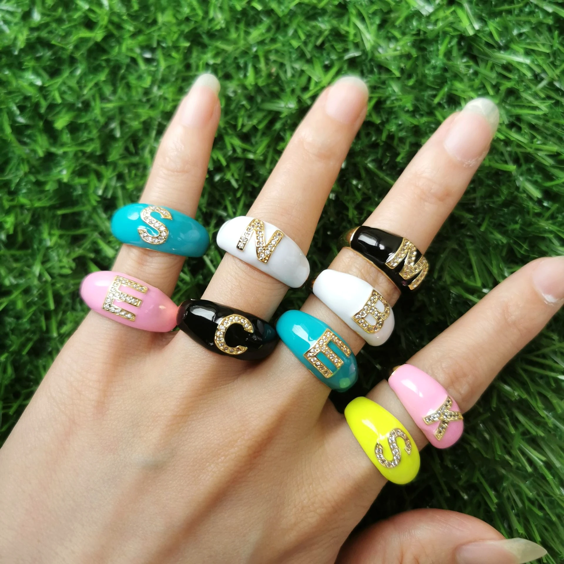 New Trendy 1 Set Letter Initials 26 Neon Enamel CZ Paved Alphabet Ring Name Letter Finger Rings For Women Jewelry Engagement, Multi color
New Trendy 1 Set Letter Initials 26 Neon Enamel CZ Paved Alphabet Ring Name Letter Finger Rings For Women Jewelry Engagement, Multi color