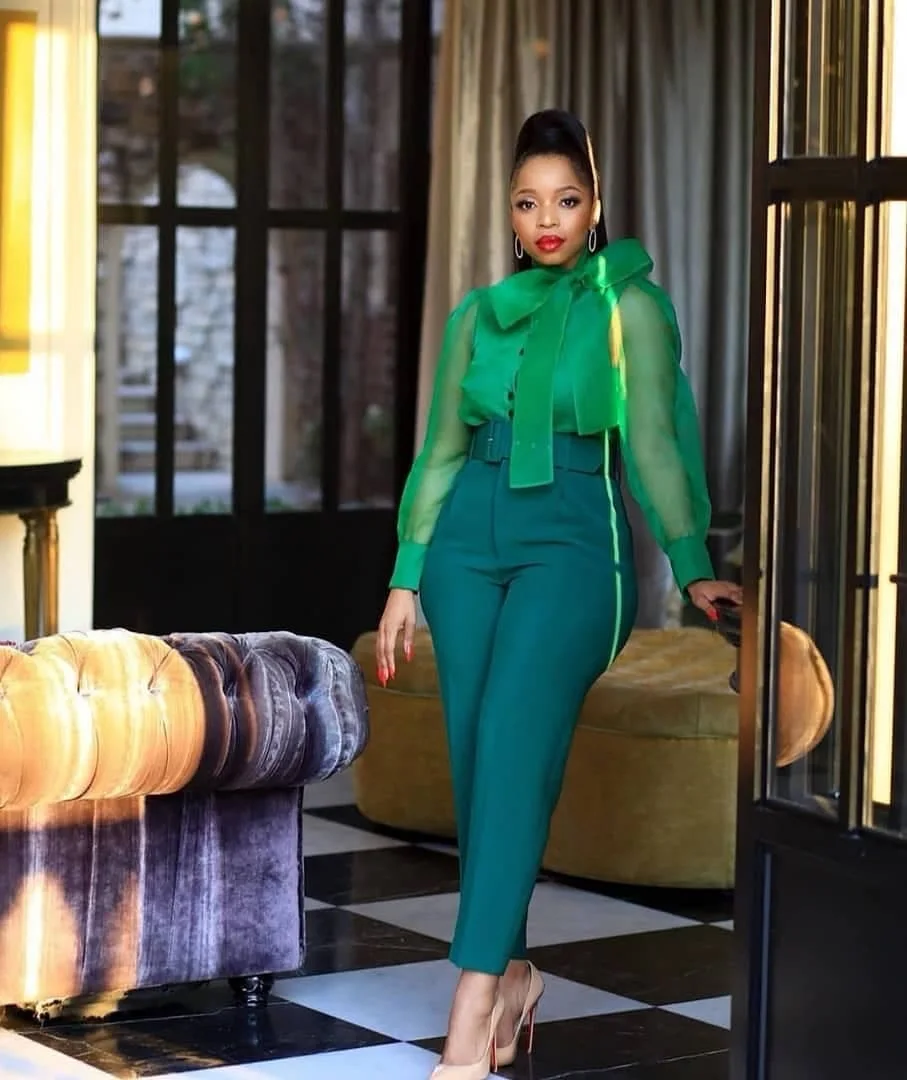 2021 spring hotsale All Match Slim High Waist Zipper Casual Solid color Lady Wide Leg Pants
2021 spring hotsale All Match Slim High Waist Zipper Casual Solid color Lady Wide Leg Pants