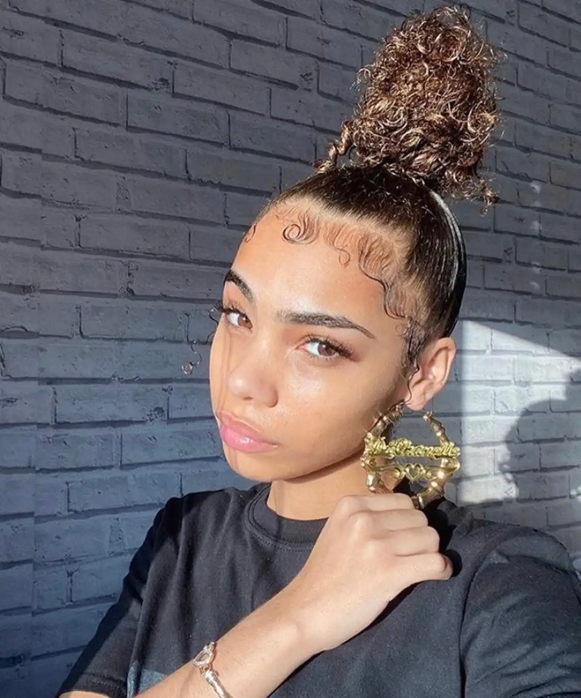 Hip Hop Geometric Earrings With Custom Letters 18k Gold Plated Large Size Bamboo Hoop Earrings 
Hip Hop Geometric Earrings With Custom Letters 18k Gold Plated Large Size Bamboo Hoop Earrings