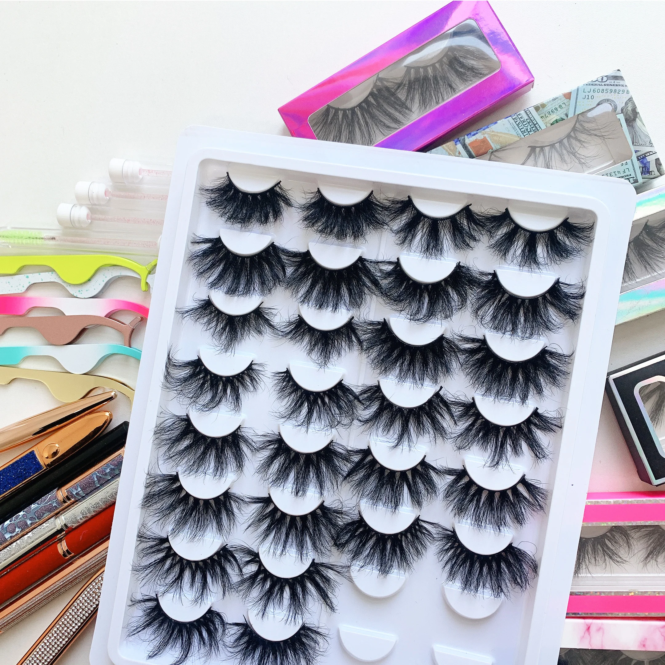 New hot sale New design fluffy eye lashes case 25mm Mink Eyelashes Custom Eyelash Packaging Box, Black color
New hot sale New design fluffy eye lashes case 25mm Mink Eyelashes Custom Eyelash Packaging Box, Black color