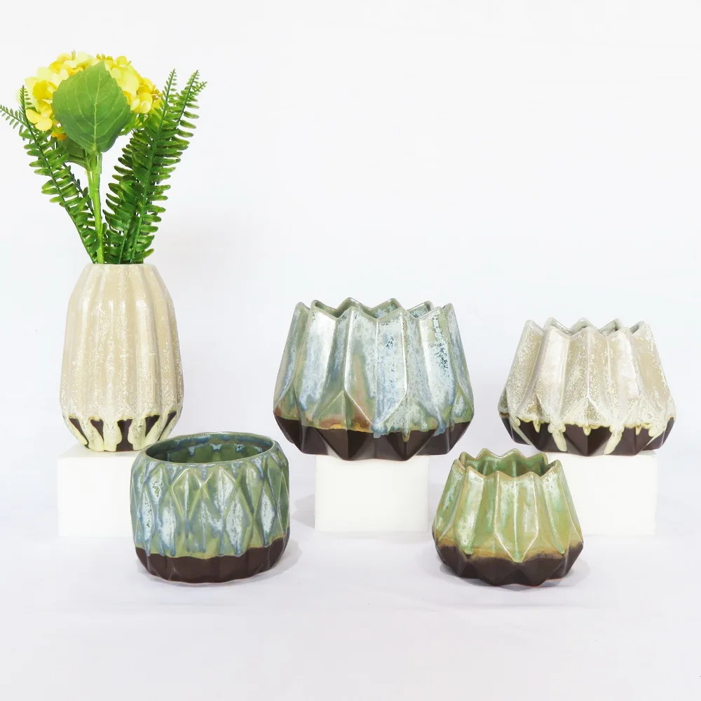 Nordic white ceramic decoration_table decoration creative home decoration_ceramic crafts vase, Customized
Nordic white ceramic decoration_table decoration creative home decoration_ceramic crafts vase, Customized