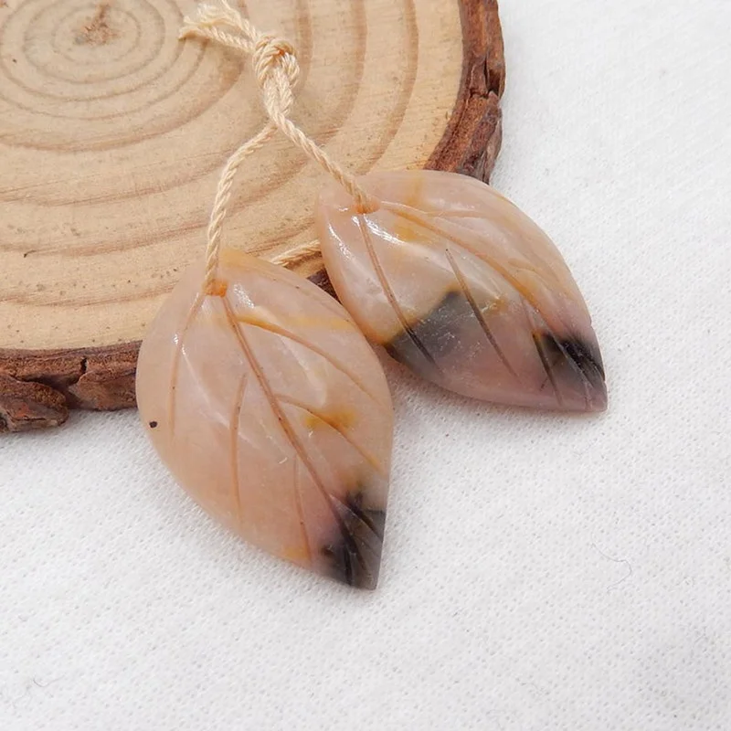 Wholesale Match Pair Leaf Carved Pendant Amazonite Stone For Earring, 25x16x4mm,4.2g, Natural
Wholesale Match Pair Leaf Carved Pendant Amazonite Stone For Earring, 25x16x4mm,4.2g, Natural
