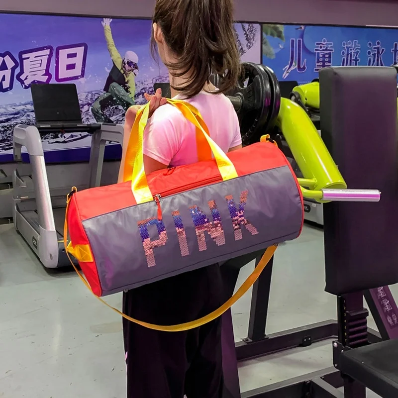 Wholesale High Capacity Pink Women Fitness Bag, Custom Logo Durable Travel Duffle Bag Sequin Ladies Gym Bag, Multicolor
Wholesale High Capacity Pink Women Fitness Bag, Custom Logo Durable Travel Duffle Bag Sequin Ladies Gym Bag, Multicolor