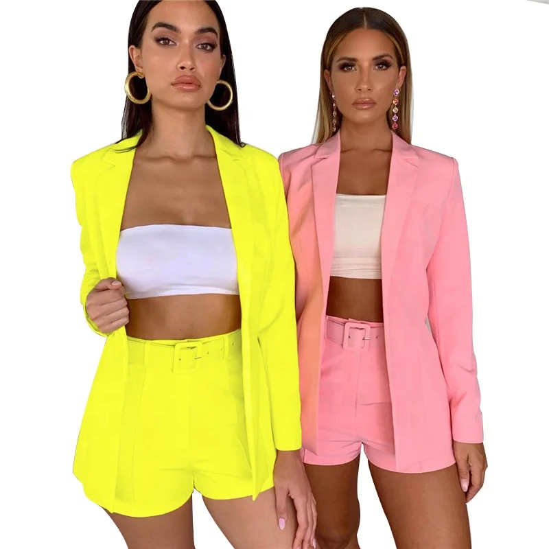 2022 spring new slim solid color lapel suit jacket temperament fashion shorts women's small suit, Picture color
2022 spring new slim solid color lapel suit jacket temperament fashion shorts women's small suit, Picture color