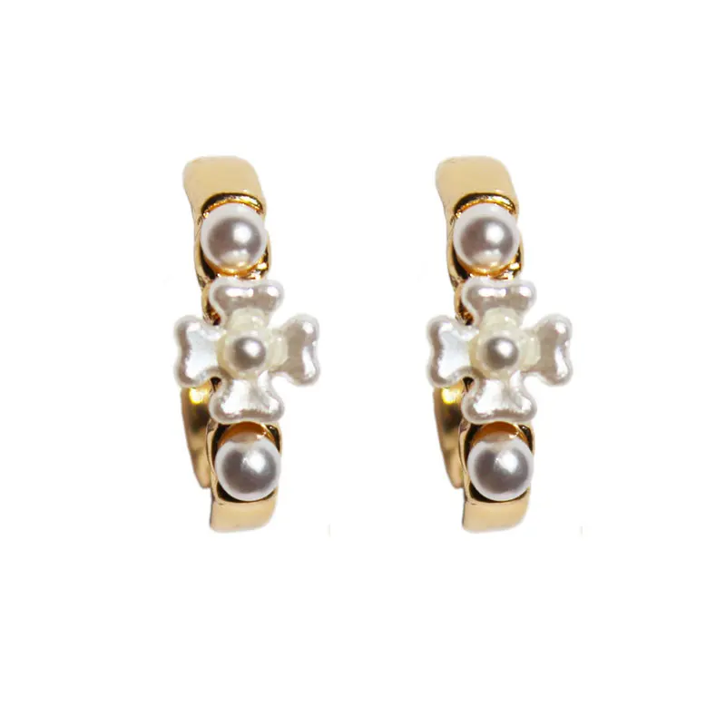2021 Spring Summer Trendy Geometric Metal C-Shaped Earrings Imitation-Pearls Plastic Flower Small Earrings Women Jewelry
2021 Spring Summer Trendy Geometric Metal C-Shaped Earrings Imitation-Pearls Plastic Flower Small Earrings Women Jewelry