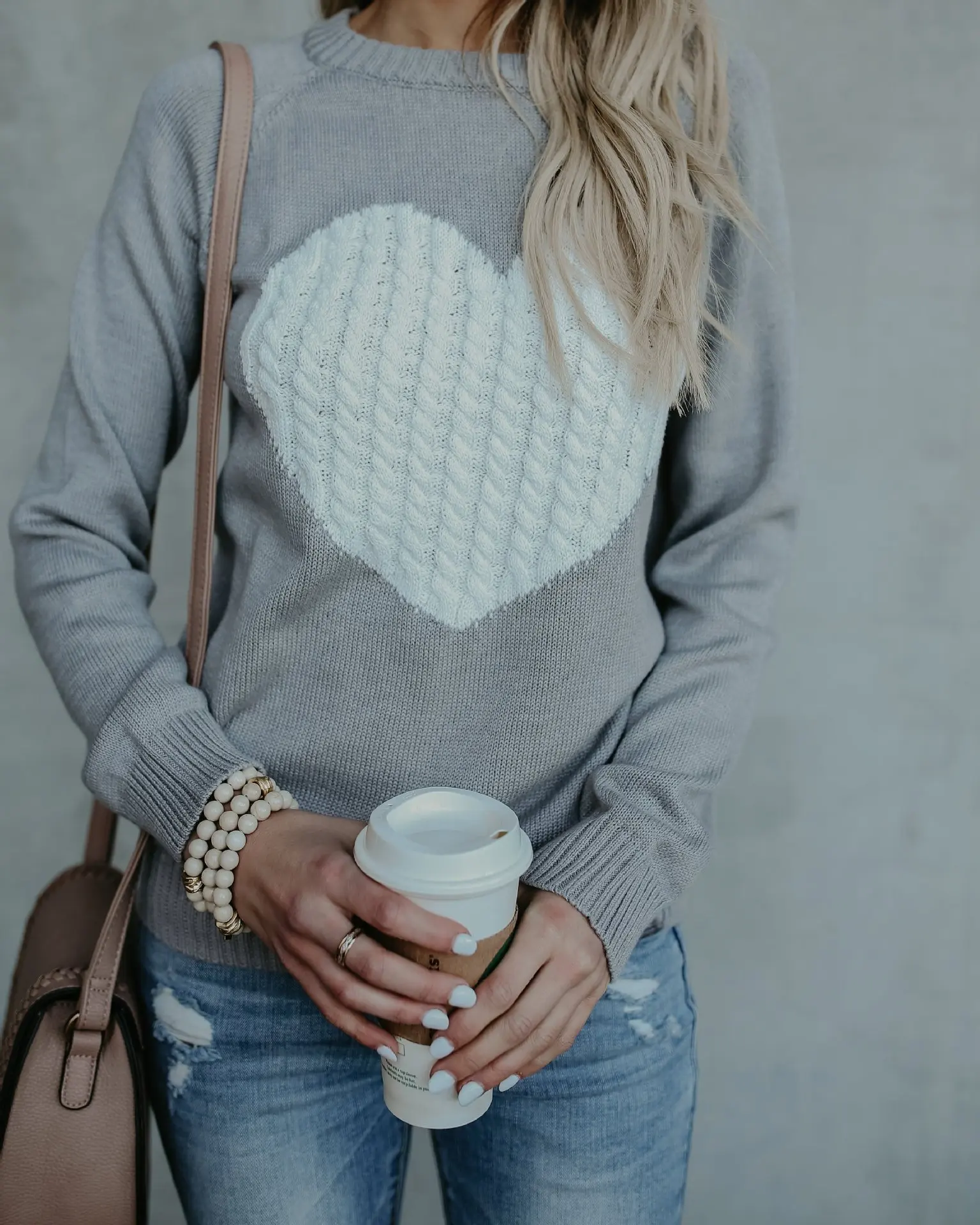 High Quality 2022 Autumn Winter Women Long Sleeve Sweater Love Fashion Casual Pullover Sweaters
High Quality 2022 Autumn Winter Women Long Sleeve Sweater Love Fashion Casual Pullover Sweaters