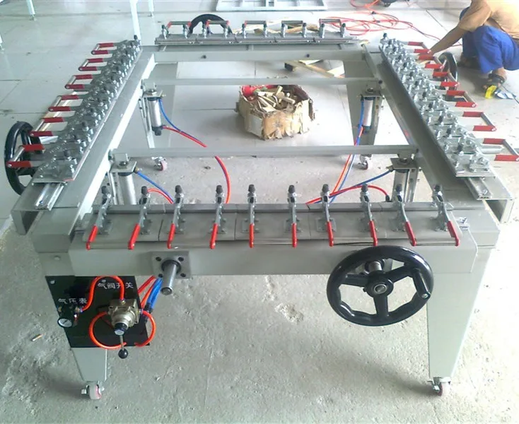 manual mesh stretcher